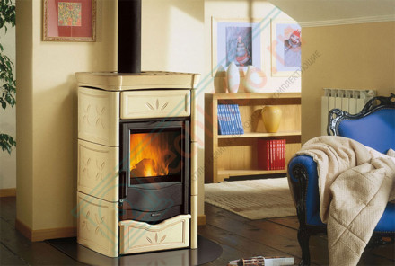 Печь-камин с водяным отоплением TermoNicoletta D.S.A, цвет бордовый (La Nordica)